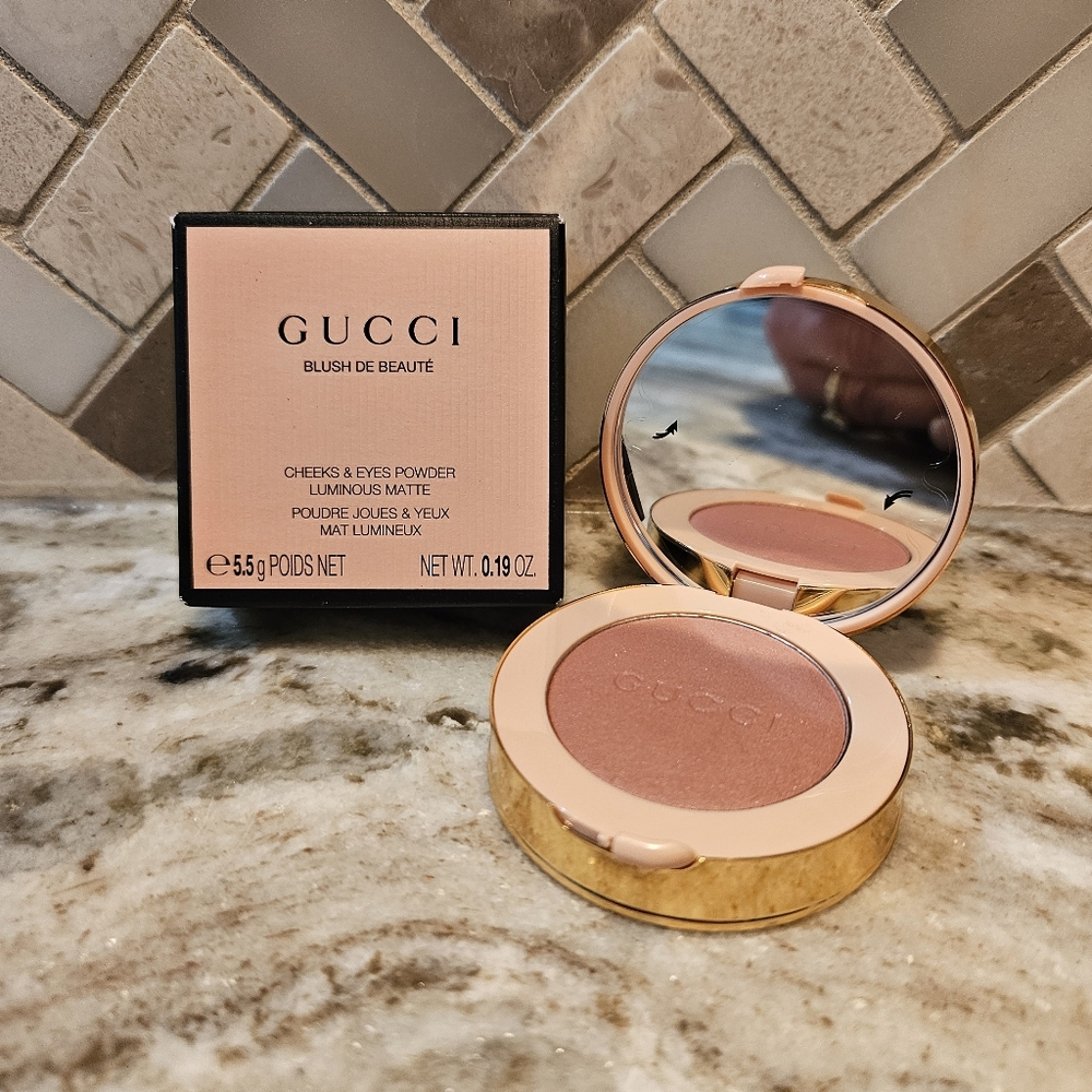 Gucci Blush de Beauté Rosy Beige 05